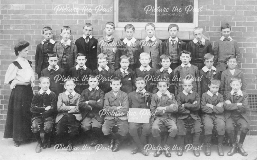 School class photo of young boys