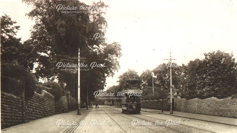 Tram on Woodborough Road / Mapperley Hill, Mapperley, Nottingham, c 1910s