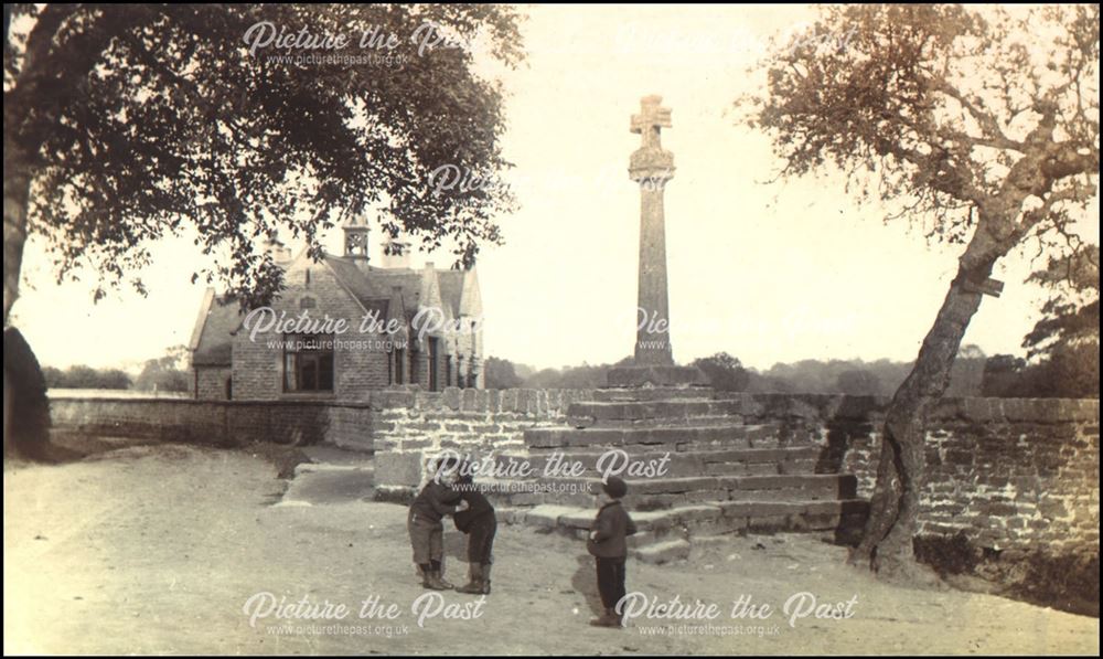 Bottom Cross, Main Street, Linby, c 1900s