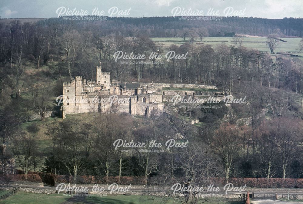 Haddon Hall, Bakewell, 1998