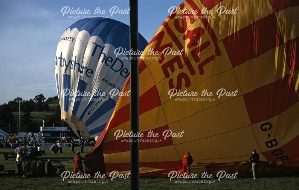 Balloons Landing, Bakewell Show, The Showground, Bakewell, 1975