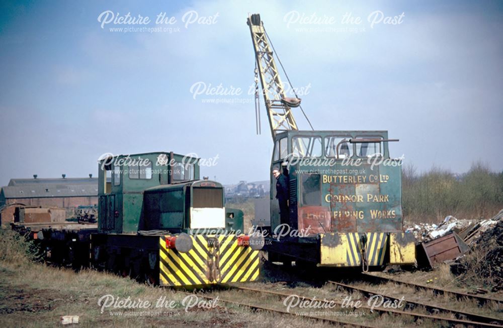 Small Planet Shunter with Crane, Codnor Park Works, Codnor, 1974