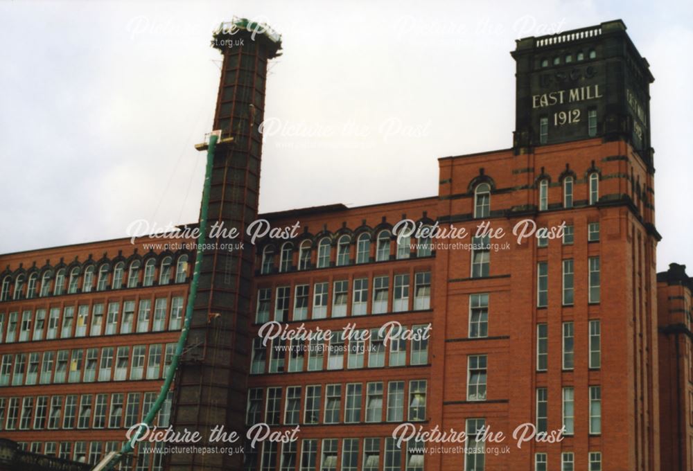 Demolition of East Mill chimney, Bridgefoot, Belper, 1990