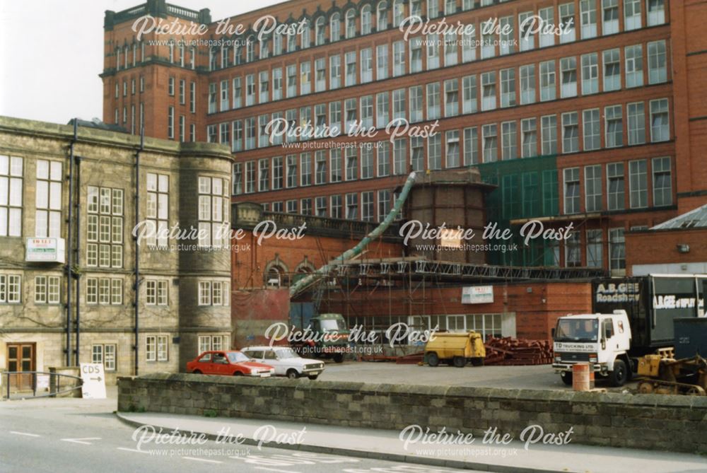 Demolition of East Mill chimney, Bridgefoot, Belper, 1990