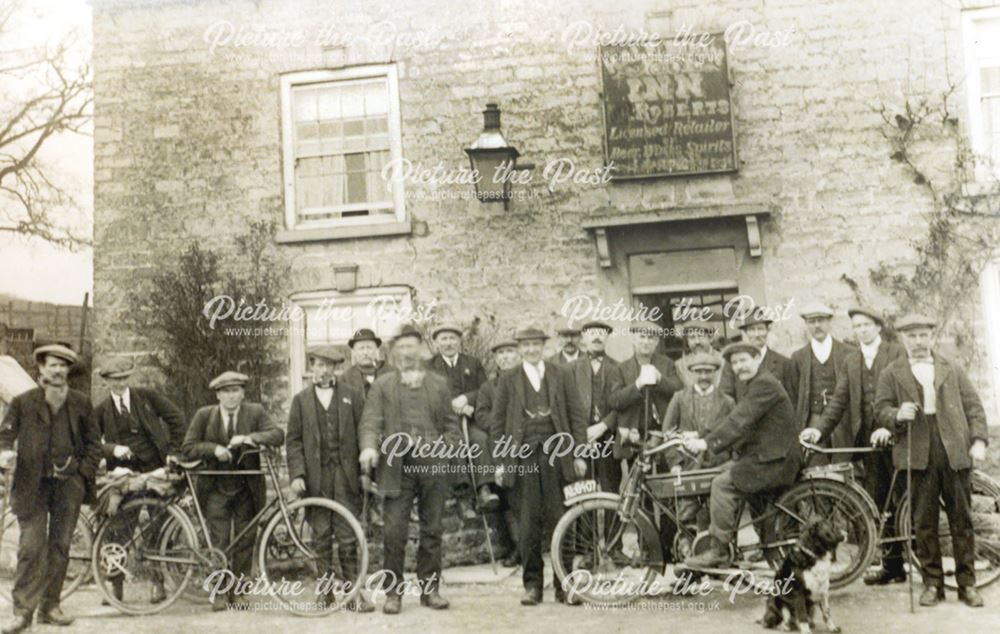 Customers outside the Half Moon, Worksop to Chesterfield Road, Whitwell, c1910's