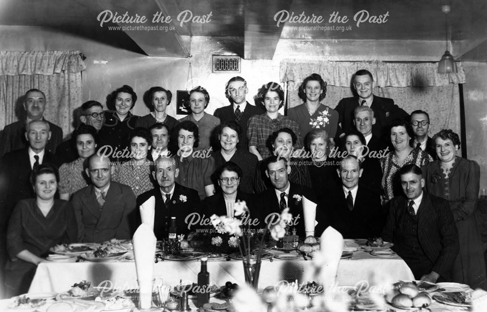 'Blue Bell' Darts Team Buffet, Sandiacre, c 1942