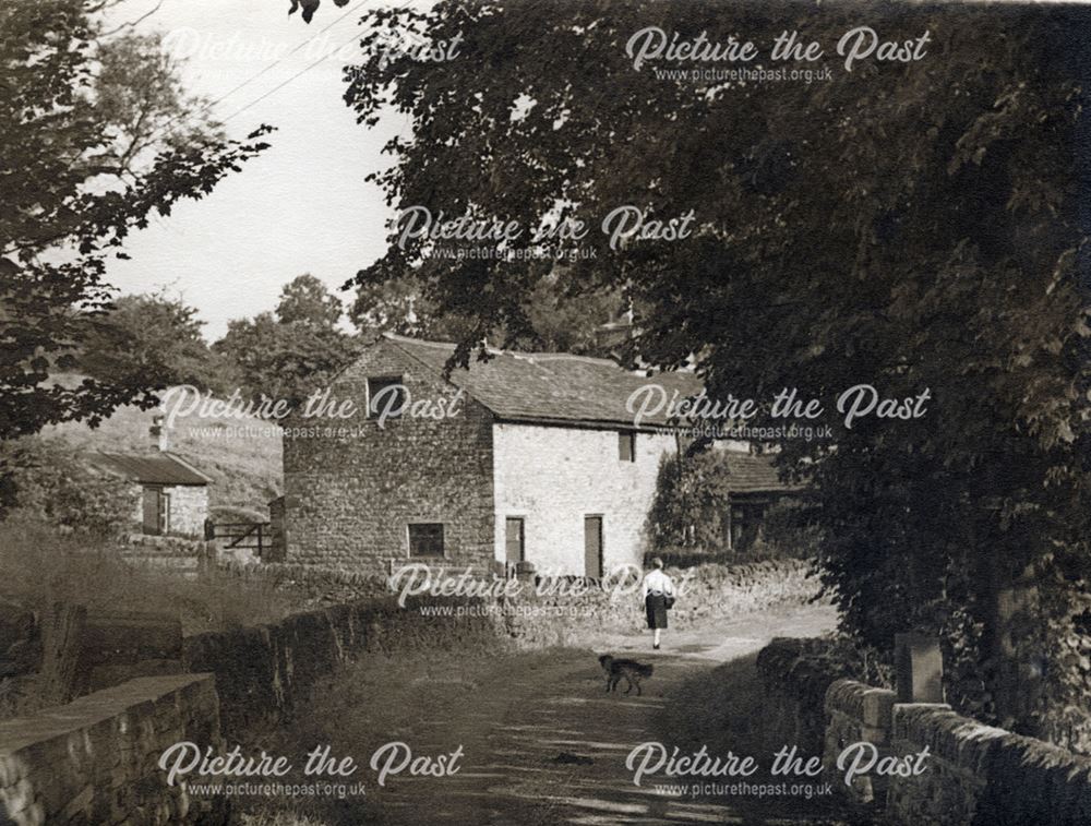 Drum and Monkey Lane, The Wash, Chapel-en-le-Frith, Derbyshire, c 1937