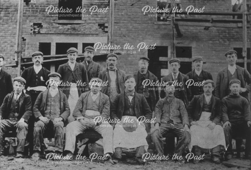 Builders at the Squirrel Inn, Chinley, c 1890s