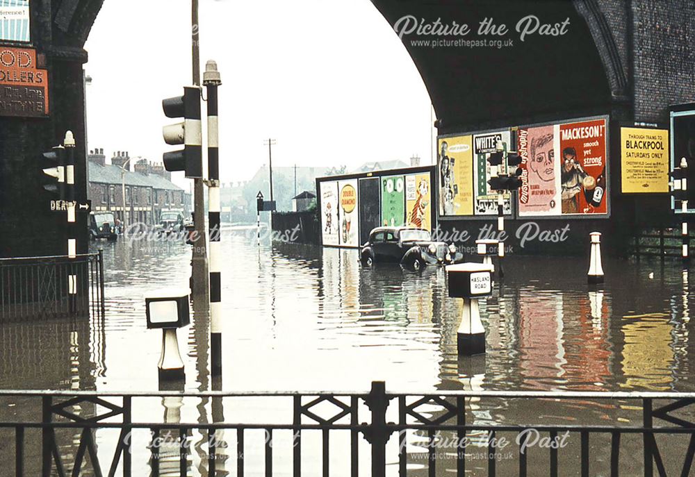 Flood at Horn's Bridge, Chesterfield, 1958