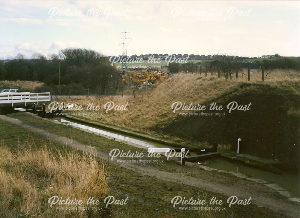 Hollingwood Lock and Site of Staveley Works Station, Chesterfield Canal, Hollingwood, 1994