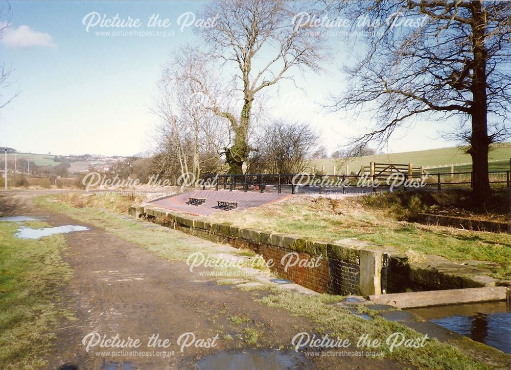 Wheeldon Mill Lock, Chesterfield Canal, nr Newbridge Lane, Old Whittington, 1994