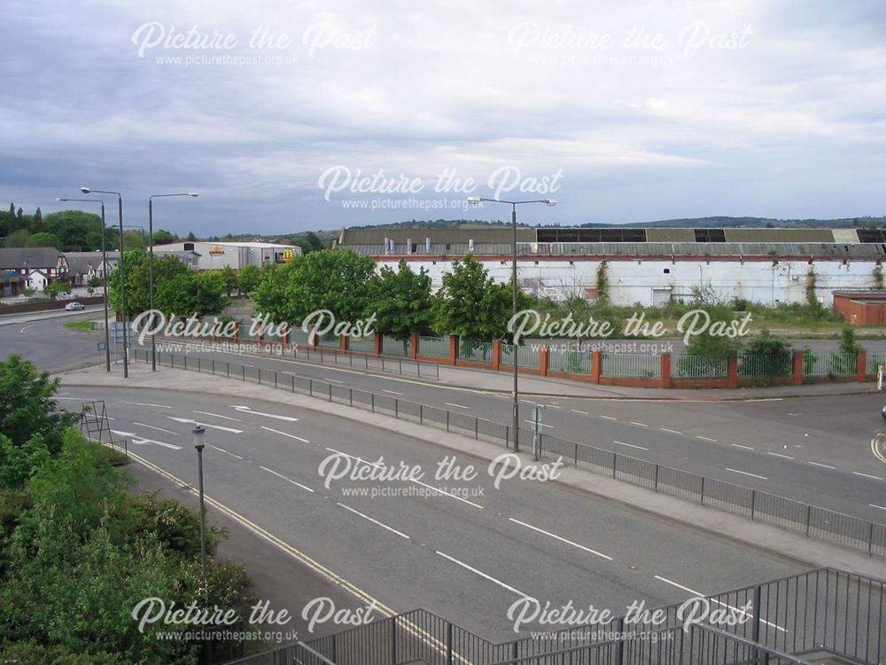 Approach to (Donkin's) Roundabout on Derby Road (A61) and A617, Chesterfield, 1995