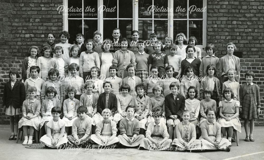 Bolsover Church of England School Choir, 1960