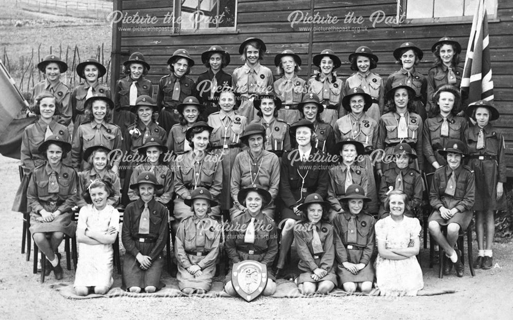 Girl Guides, Edgefold Road, Matlock, 1943-44
