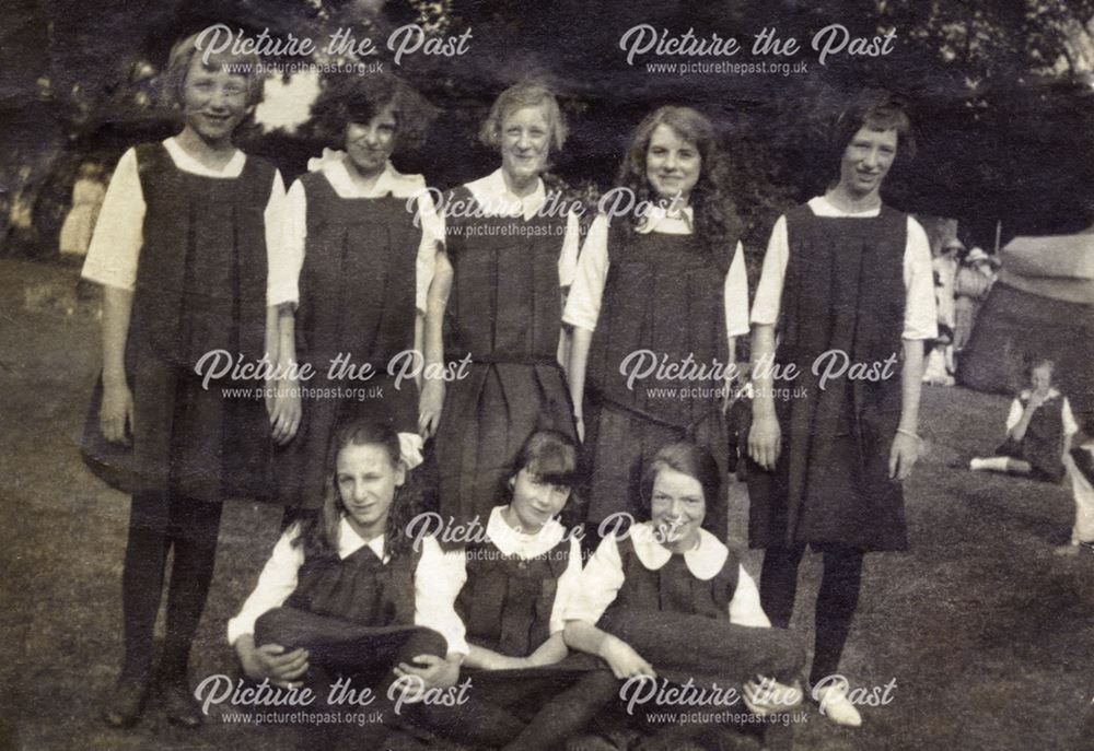 Normanton School Pupils, c 1920