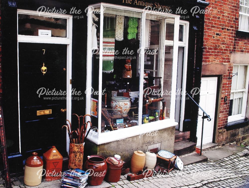 'The Antique Shoppe', Chapel Lane, Wirksworth, 2016