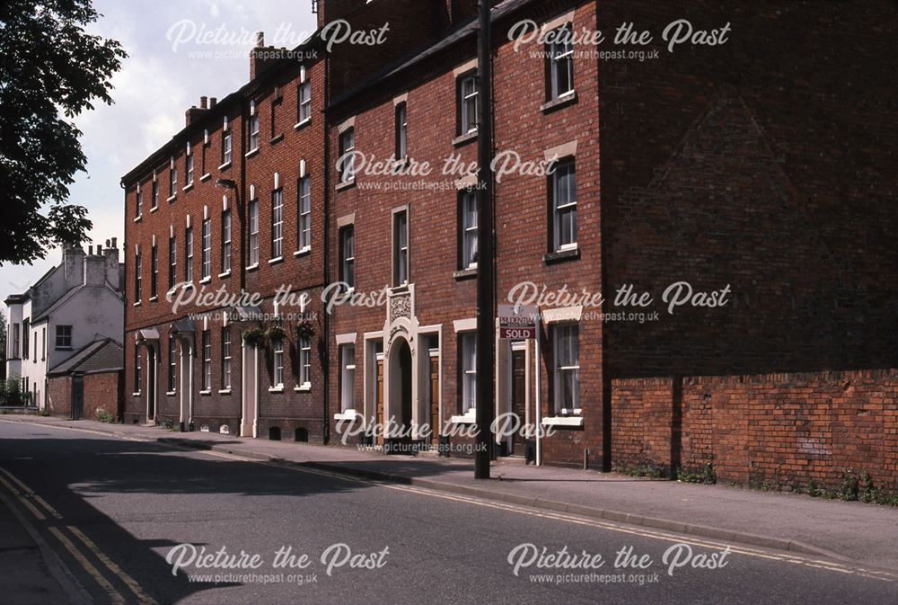 Mill Gate view to Parliament Street, Newark, 1987