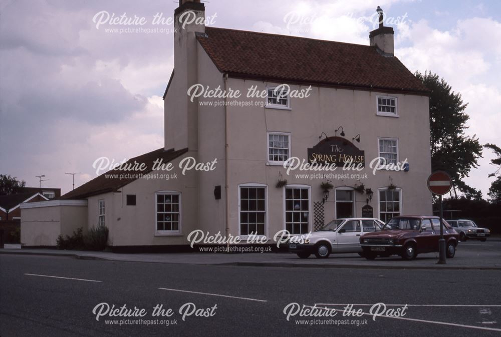 Front of Spring Pub, Farndon Road, Newark, 1987