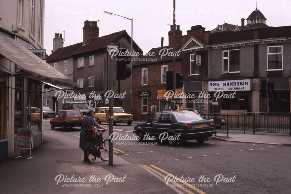 Beaumond Cross Looking South towards London Road, Newark, 1987