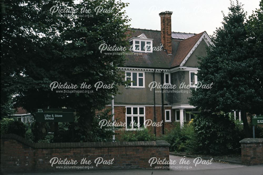 Lilley Stone Girls School, London Road, Newark, 1987