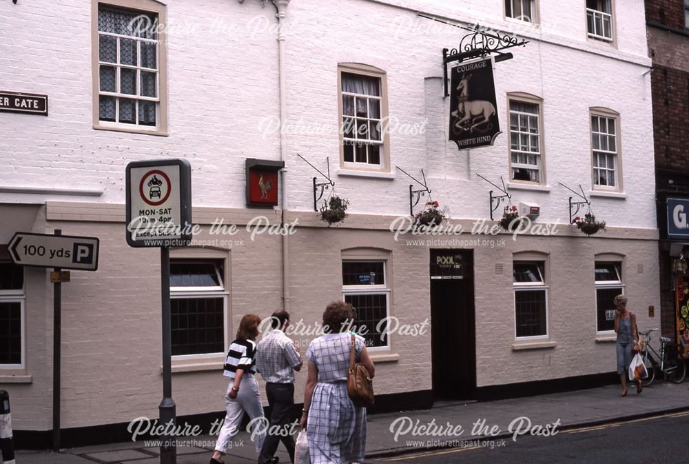 North Side of Carter Gate, Newark, 1987