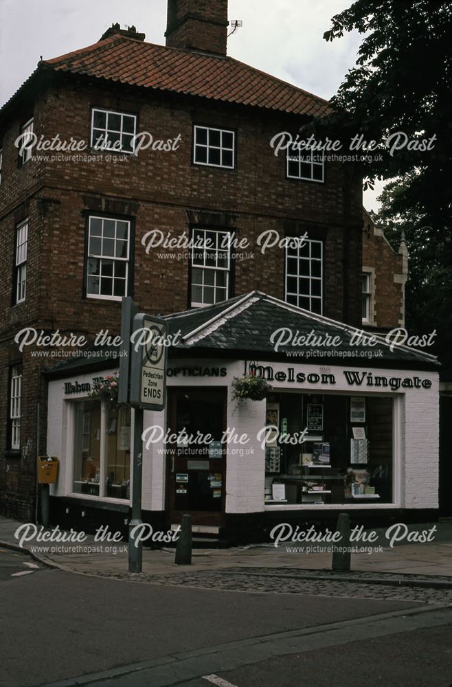 Old Church Yard Side, Wilson Street, Newark, 1987