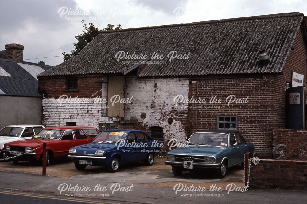 Malcolm Peet Garage, Queens Road, Newark, 1987