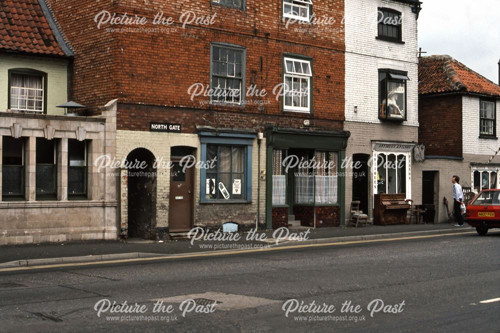 North Gate Shops at Traffic Lights, Queens Road, Newark, 1987