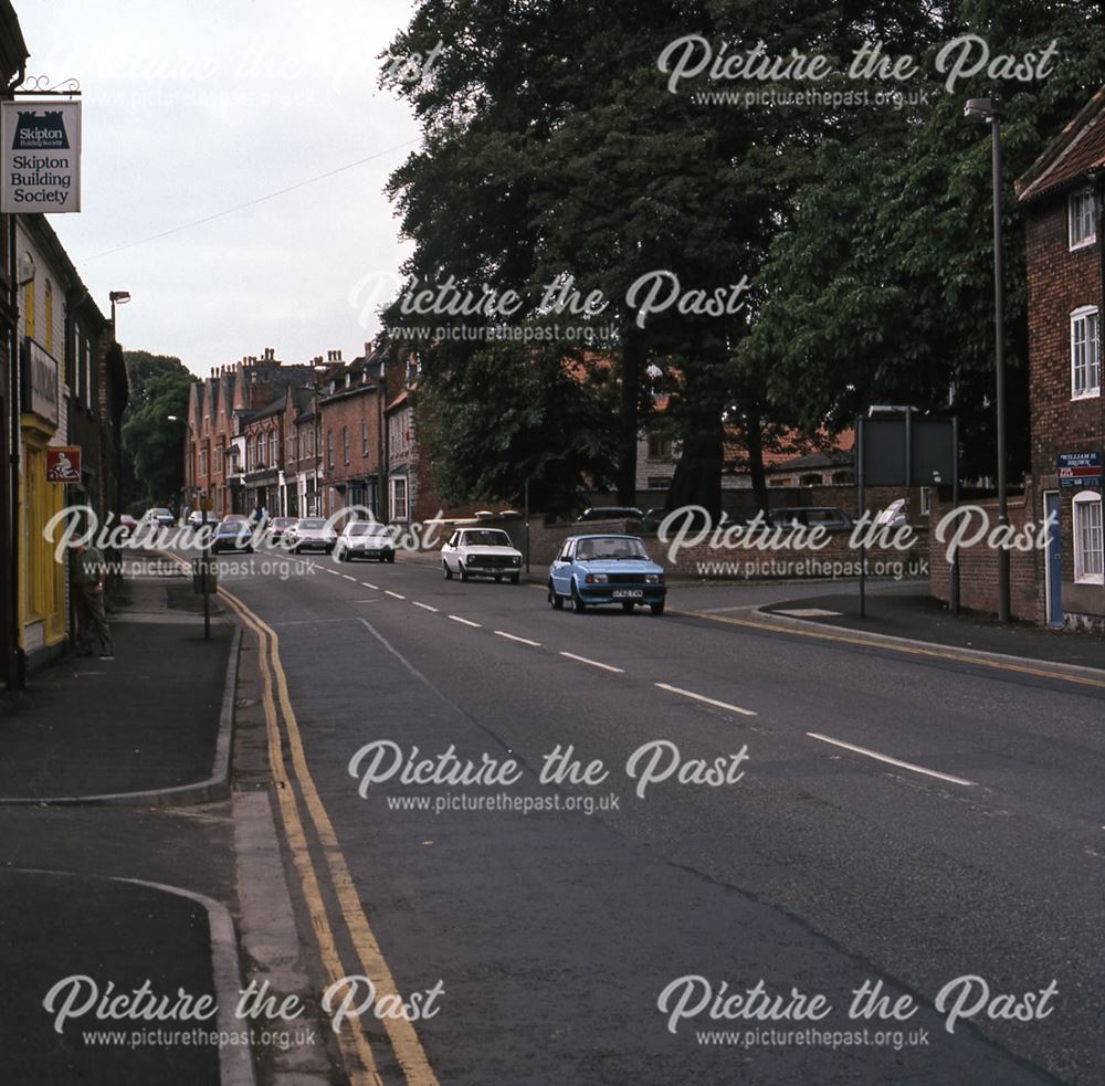 Looking South Towards the Castle, North Gate, Newark, 1987