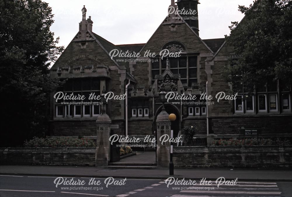 Old Giltstrap Library, Castle Gate, Newark, 1987