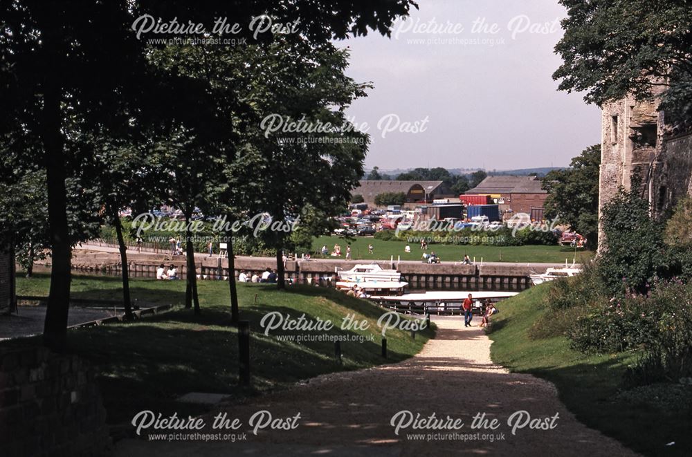 Walk at side of Castle, River Trent, Newark, 1987