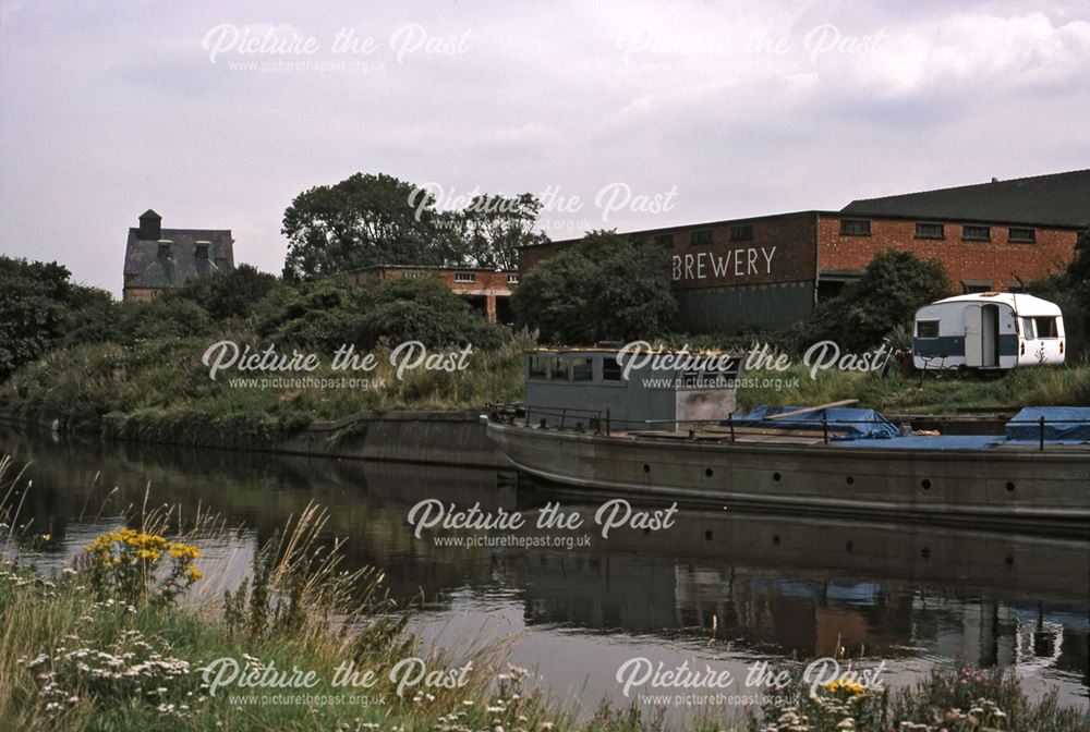 River Trent River Traffic Looking to Rear of North Gate Brewery, Newark, 1987