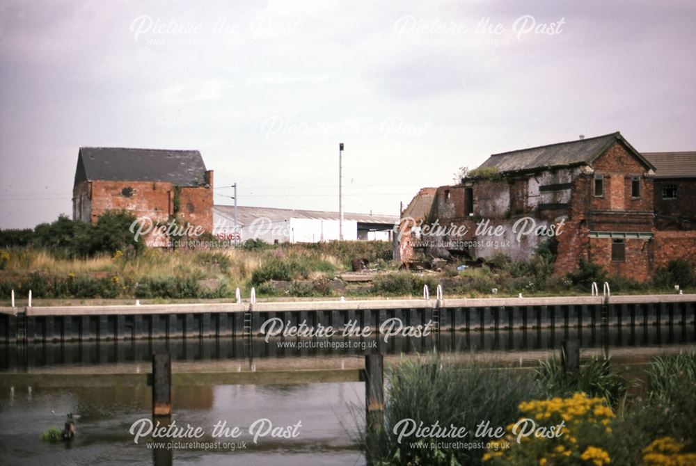 Croda Adhesives, River Trent, Newark, 1987