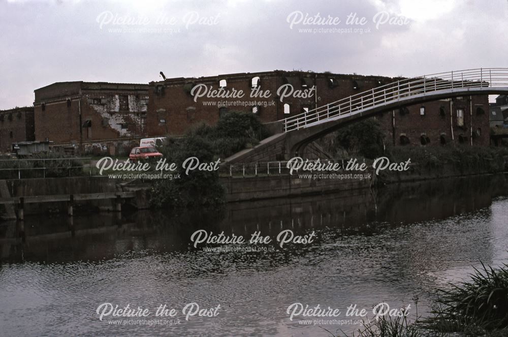 Footbridge, River Trent, 1987