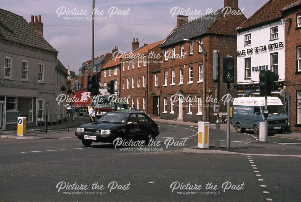 Lombard Street view to Beaumond Cross, Newark, 1987