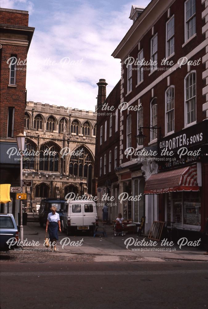 Porter and Sons Bacon Shop and St Mary Magdalene Church, Market Place, Newark, 1987