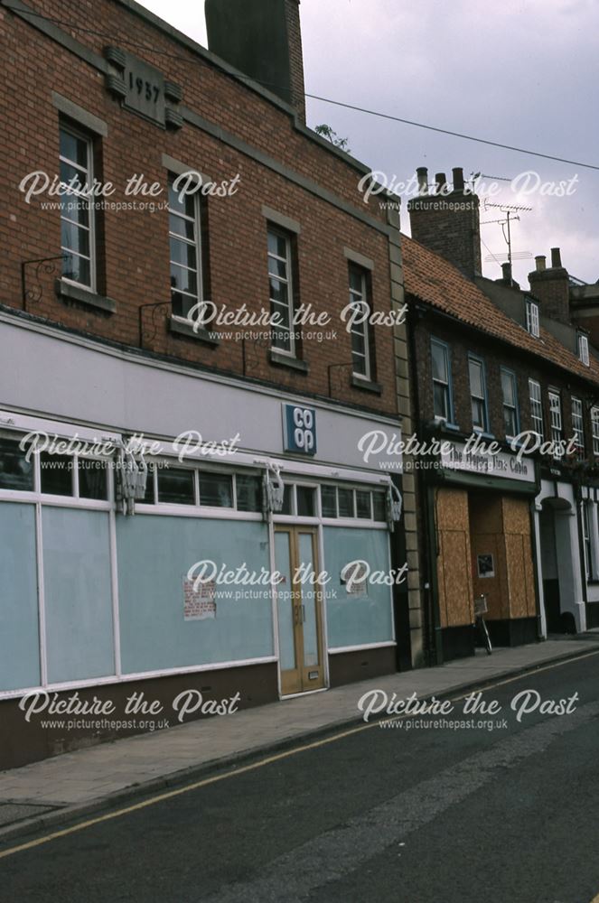 Old Co-op Supermarket and Cafe, Kirk Gate, Newark, 1987