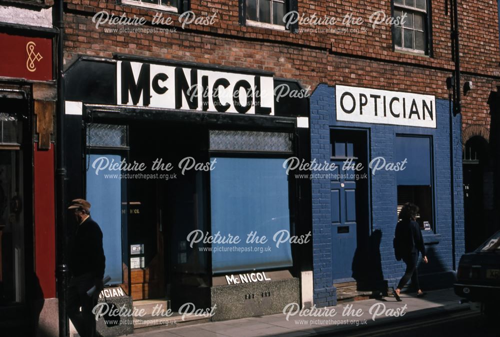 McNicol's Opticians, Barnby Gate, Newark, 1987