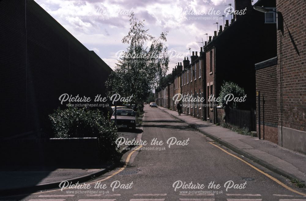 Barnby Gate and Whitfield Street, Newark, 1987