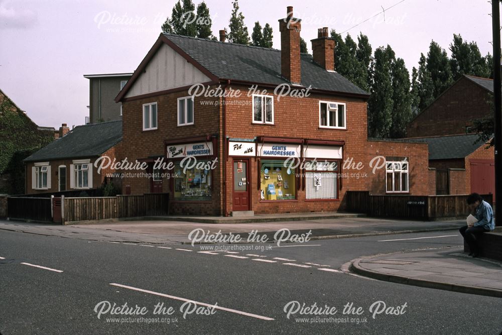 Smiths Barbers, Southend Avenue, Newark, 1987