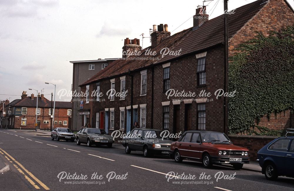 Albert Street Looking Towards Chatham Court, Newark, 1987