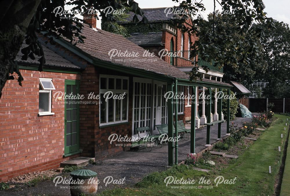 Near the Old Bowling Pavilion, Chatham Court, Newark, 1987