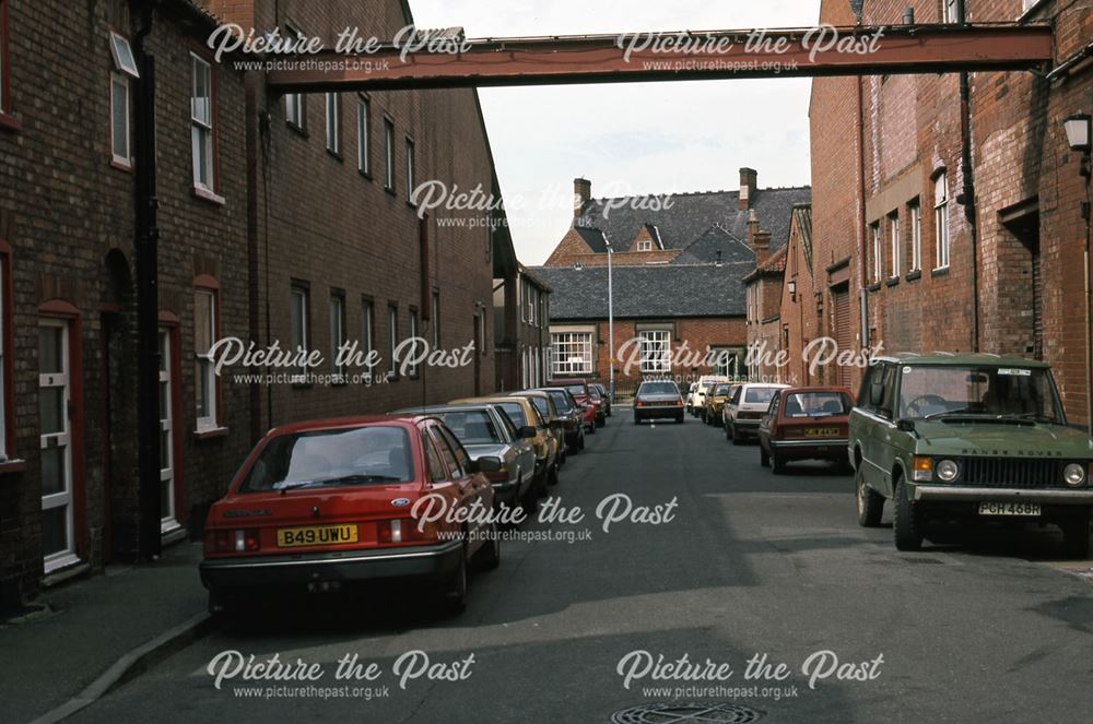 Albion Street Looking to Albert Street, Newark, 1987