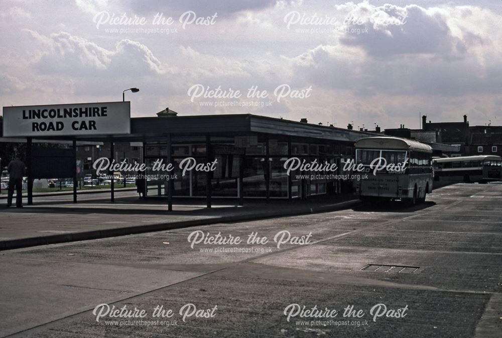 Bus Station, Lombard Street, Newark, 1987