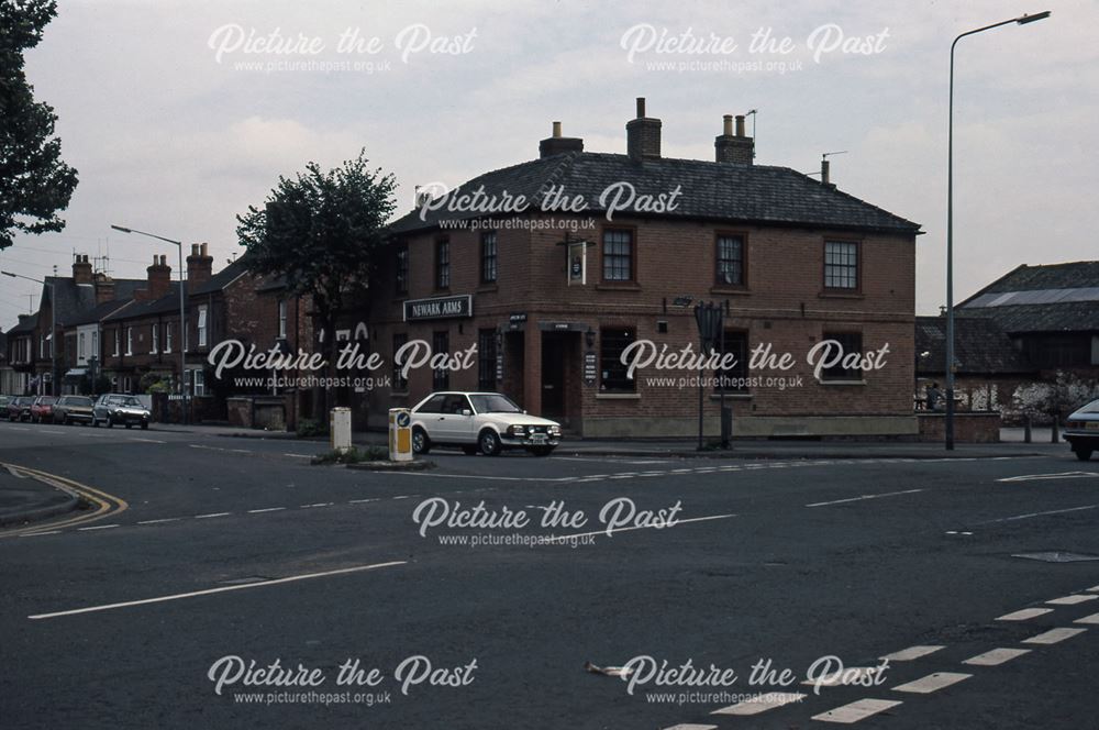 Newark Arms Public House, Sleaford Road Junction, Appleton Gate, Newark, 1987