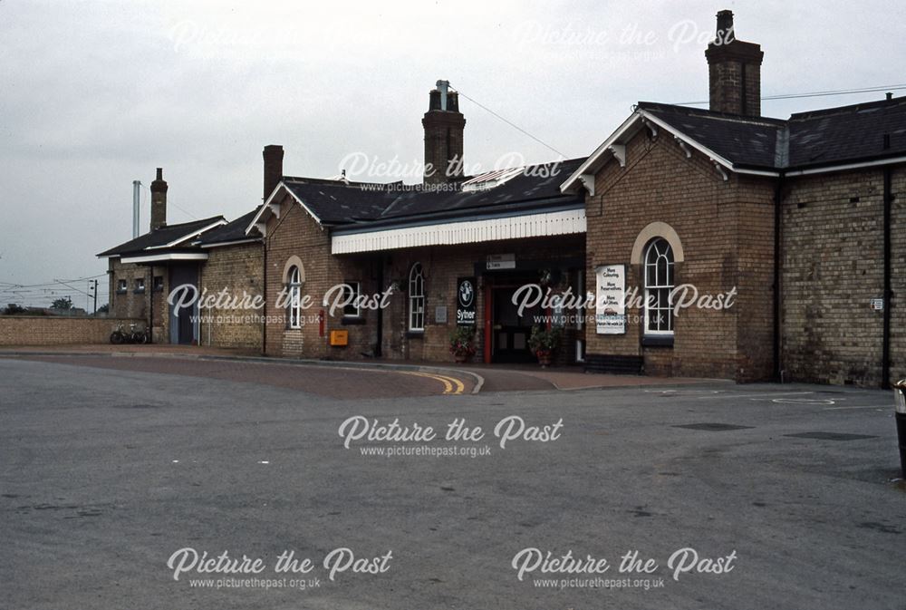 Railway Station and Old Goods Depot, Appleton Gate, Newark, 1987