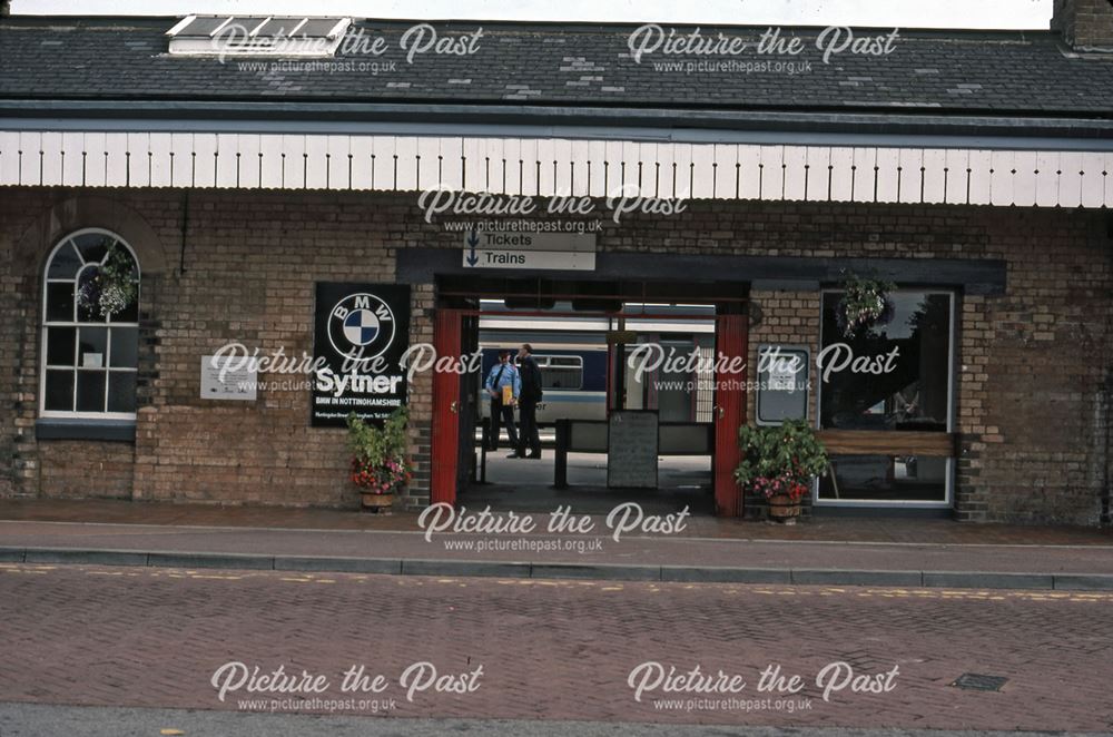 Front Entrance, Railway Station, Appleton Gate, Newark, 1987