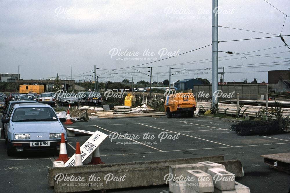 Front Entrance, Railway Station, Appleton Gate, Newark, 1987Front Entrance, Railway Station, Appleto