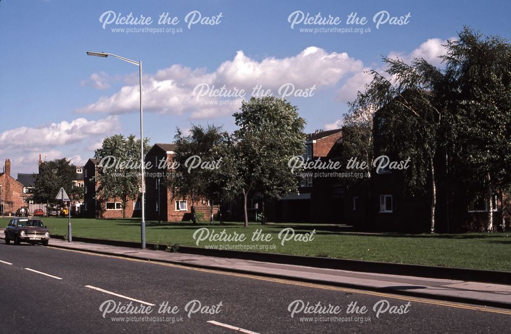 Flats, Sherwood Avenue, Newark, 1987