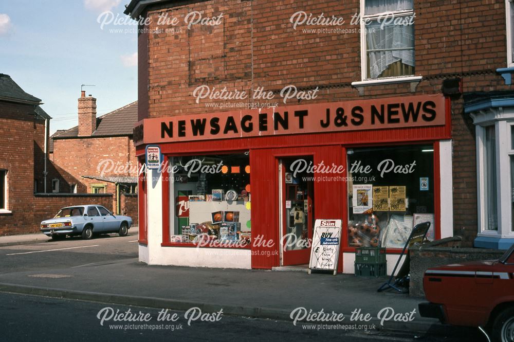 Lawrence Street Newsagents, Sleaford Road, Newark, 1987